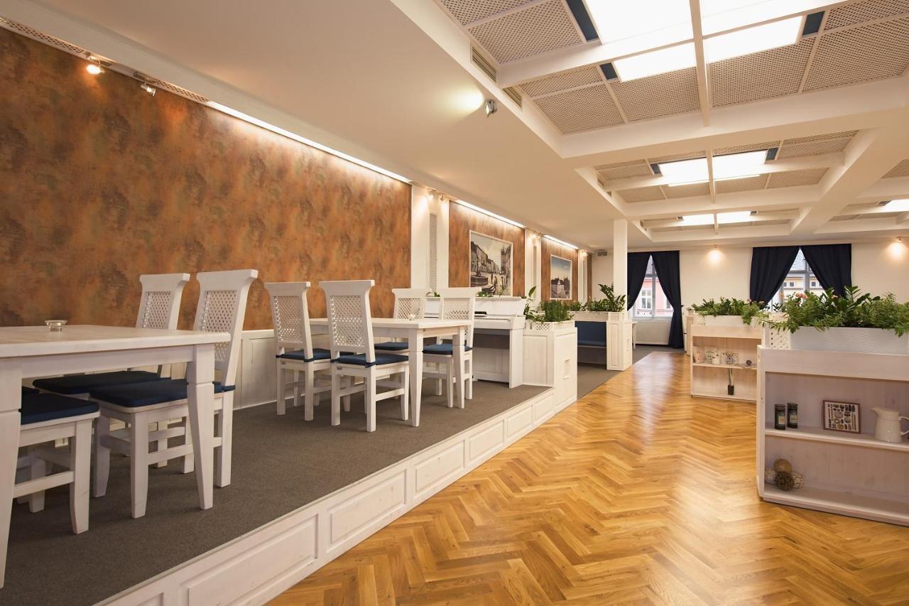 Hotel Slavia สวิตาวี ภายนอก รูปภาพ