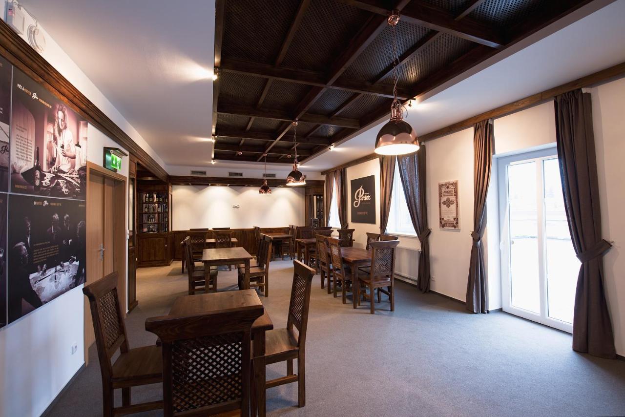 Hotel Slavia สวิตาวี ภายนอก รูปภาพ